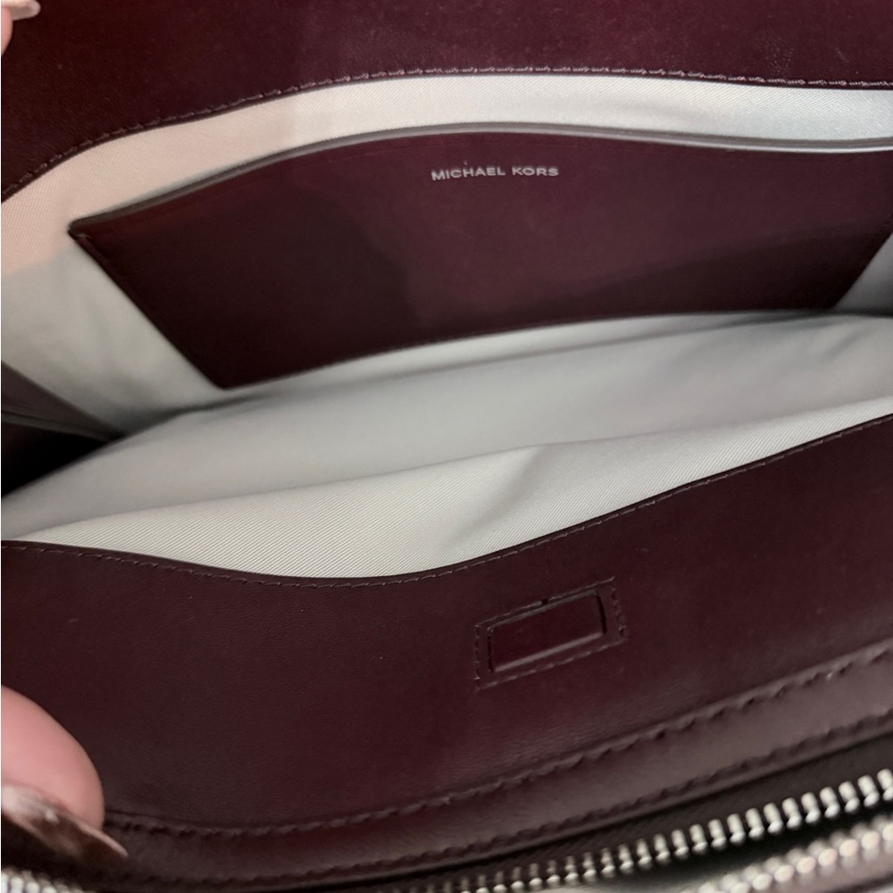 Michael Kors Laila Medium Satchel (good condition) - Oxblood - Picture 5 of 6